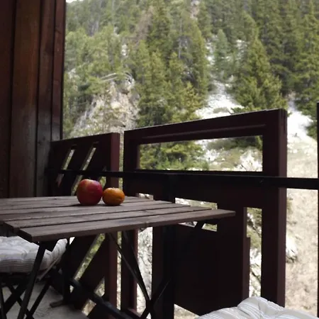 For 4 With Balcony At The Plagne شقة